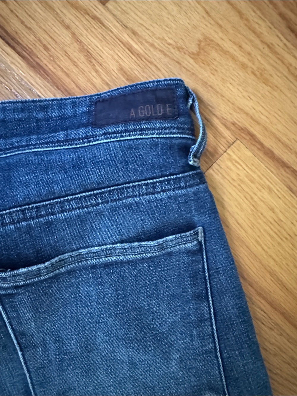 Agolde Wide Leg Flare Jeans in Medium Blue Wash - Picture 6 of 6